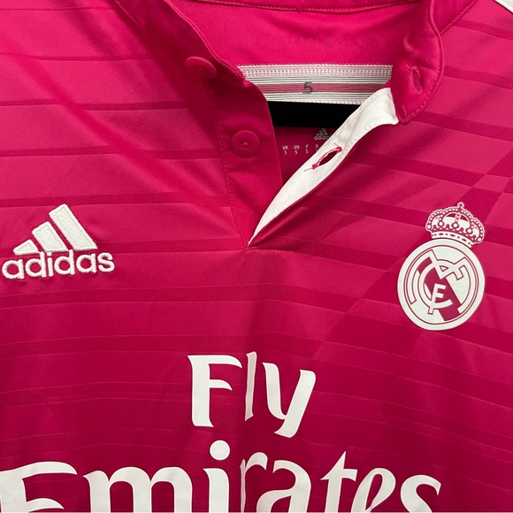 Real Madrid alternative  jersey - Picture 9 of 12